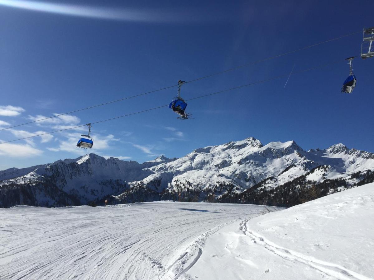 Sole Alto Appartamenti Montana Mezzana  Luaran gambar